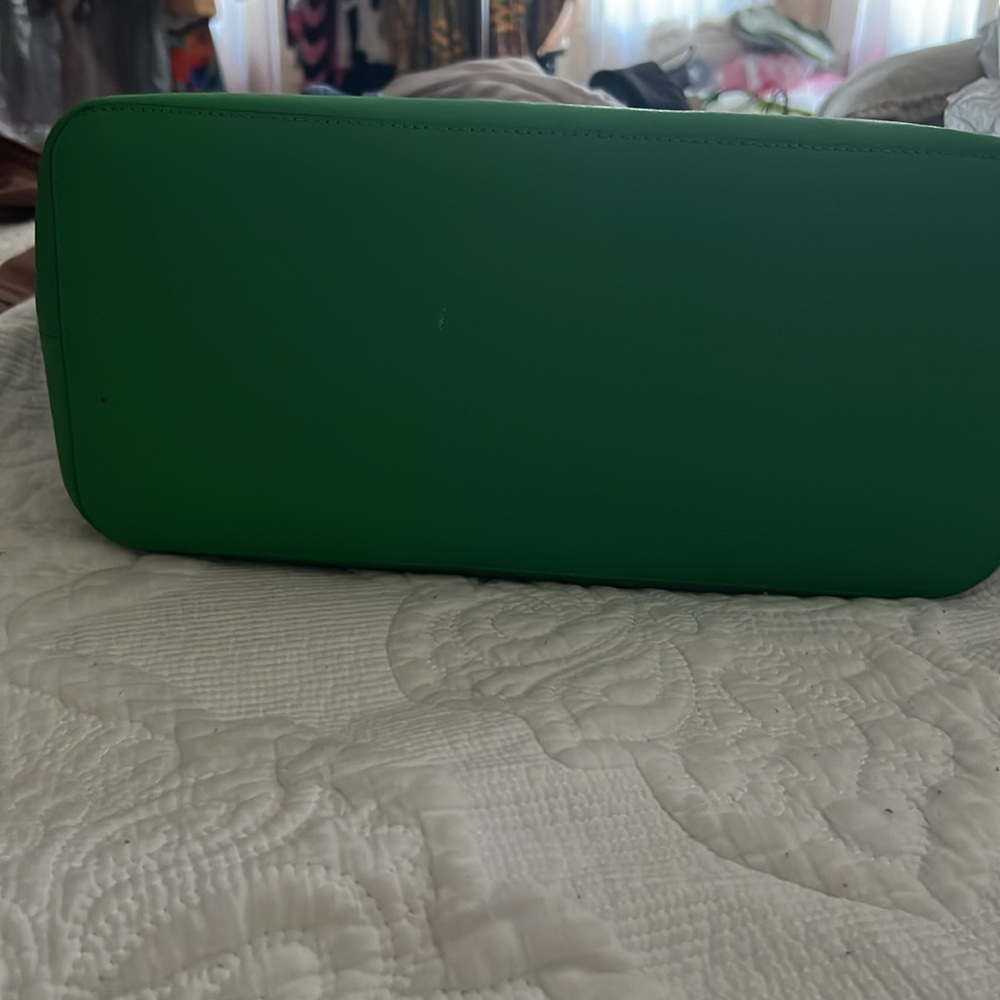 Michael Kors Green Saffiano Leather Tote with Gold Hardware - Picture 5 of 14